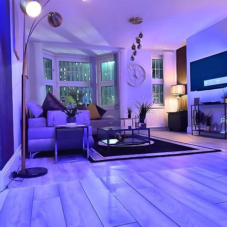 *Luxury 9Ine Lush Jacuzzi Apartment & Balcony* Birmingham Eksteriør bilde