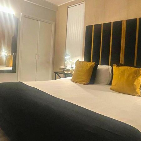 *Luxury 9Ine Lush Jacuzzi Apartment & Balcony* Birmingham Eksteriør bilde
