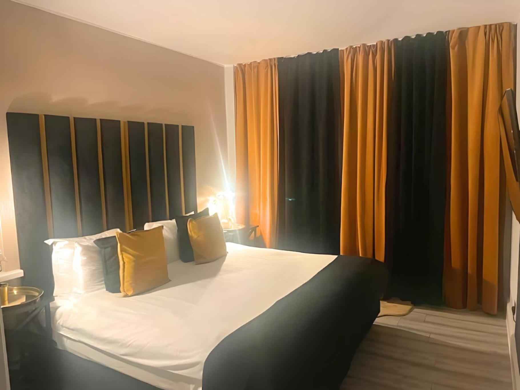 *Luxury 9Ine Lush Jacuzzi Apartment & Balcony* Birmingham Eksteriør bilde