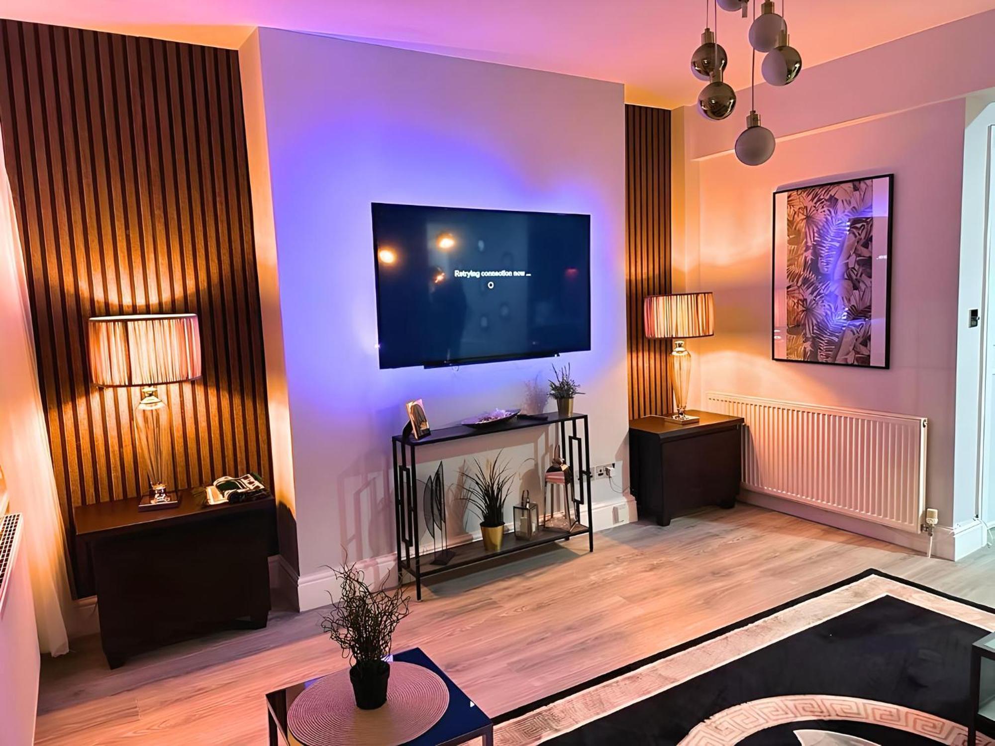 *Luxury 9Ine Lush Jacuzzi Apartment & Balcony* Birmingham Eksteriør bilde