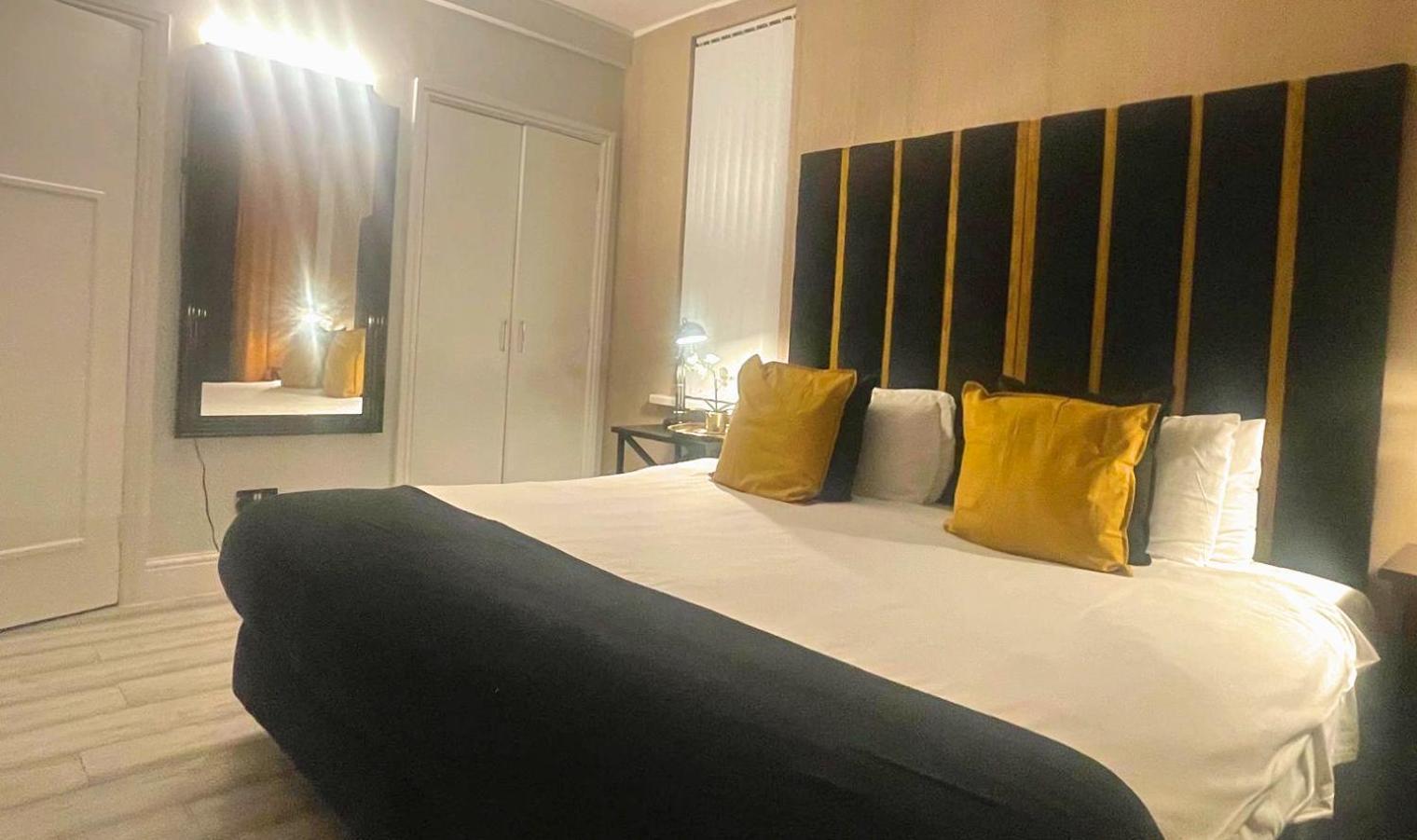 *Luxury 9Ine Lush Jacuzzi Apartment & Balcony* Birmingham Eksteriør bilde