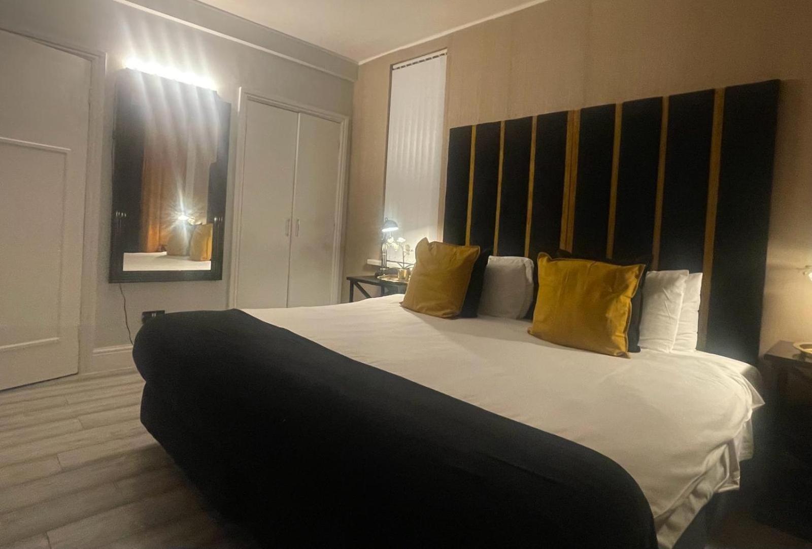*Luxury 9Ine Lush Jacuzzi Apartment & Balcony* Birmingham Eksteriør bilde
